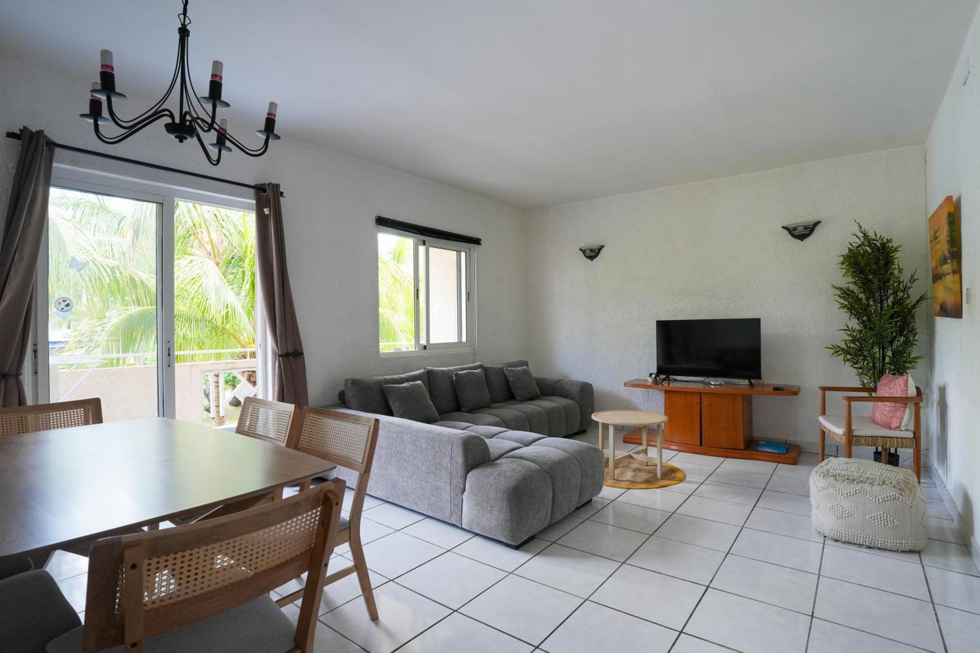 Your West Coast Getaway Flic en Flac Bagian luar foto